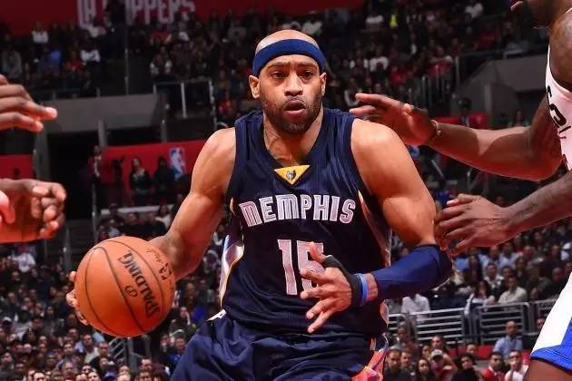 但离现实却 但离现实却