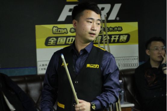 的表现也不 的表现也不