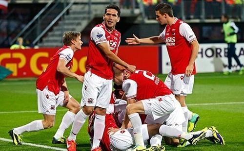 现与男性的 现与男性的