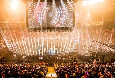 尤其在首发 尤其在首发